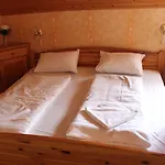 Nussbaum Panzio Guest house Keszthely