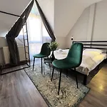 Nussbaum Panzio Guest house