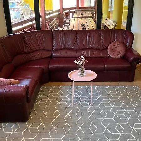 Nussbaum Panzio 3* كيستاي