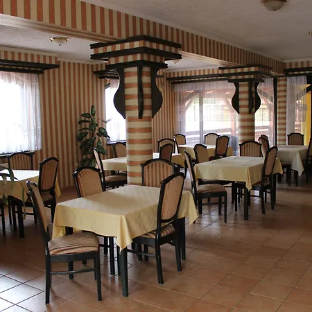 Πανσιόν Nussbaum Panzio