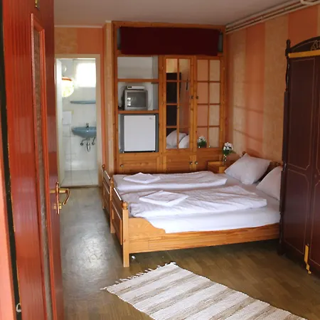 Nussbaum Panzio Πανσιόν