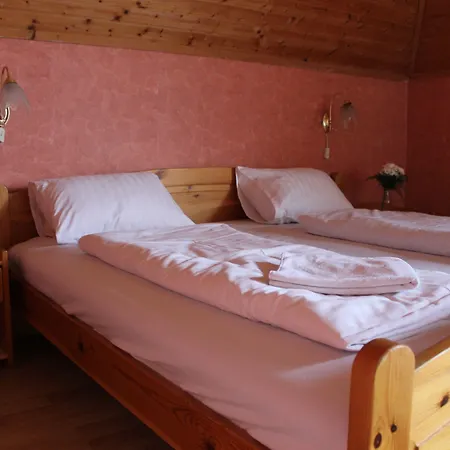 Nussbaum Panzio ケストヘイ