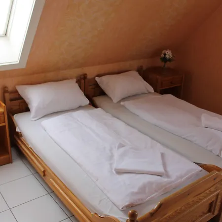 Nussbaum Panzio Πανσιόν