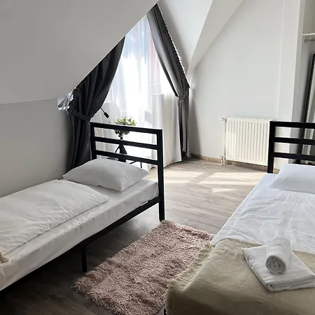 Πανσιόν Nussbaum Panzio Keszthely