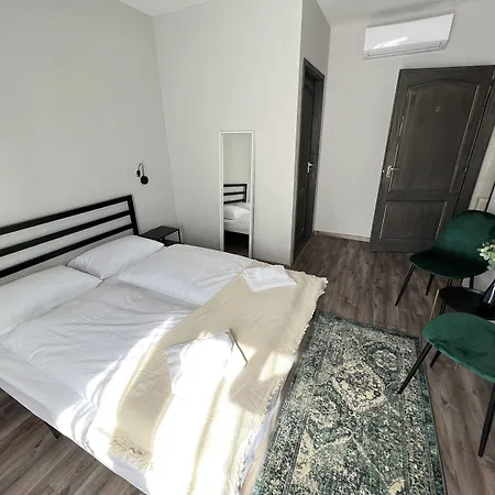 Πανσιόν Nussbaum Panzio Keszthely